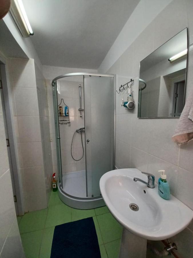 Studios Republicii Brassó Kültér fotó