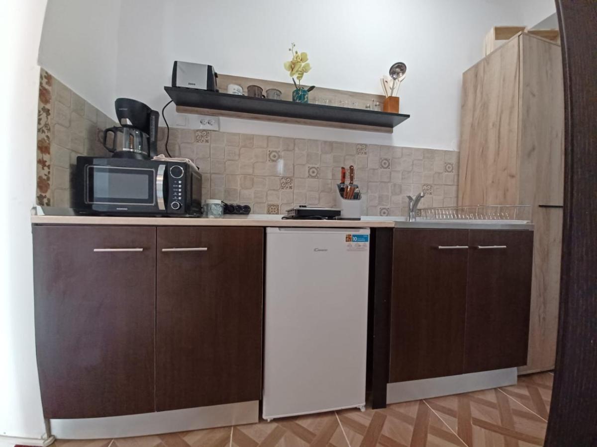 Studios Republicii Brassó Kültér fotó