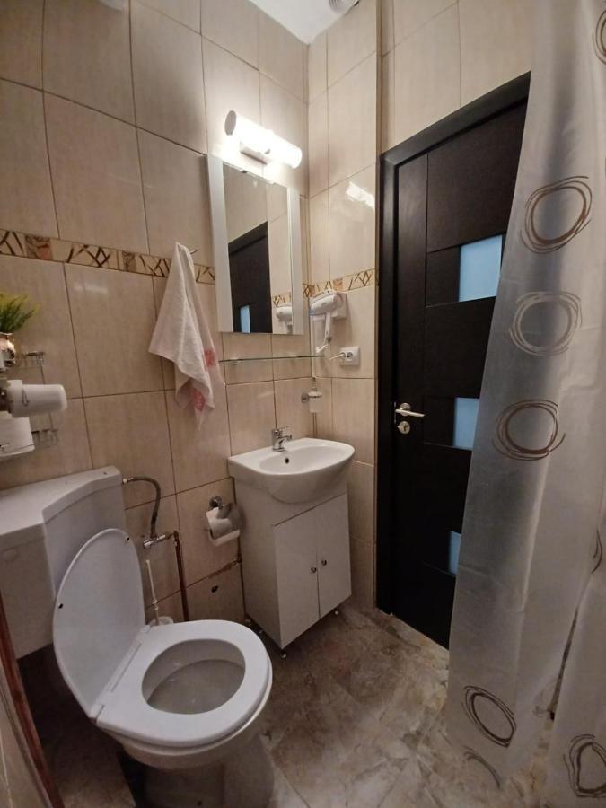 Studios Republicii Brassó Kültér fotó