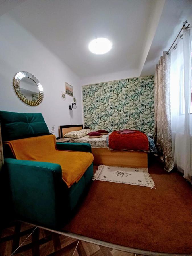 Studios Republicii Brassó Kültér fotó